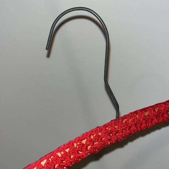 Vintage Red Macrame Hangers - Picture 4 of 4